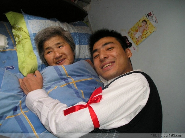 只要人人都献出一点爱世界将变成美好的人间（致爱心传递志愿者） - 爱心传递志愿者服务队 - 绥化市爱心传递志愿者服务队