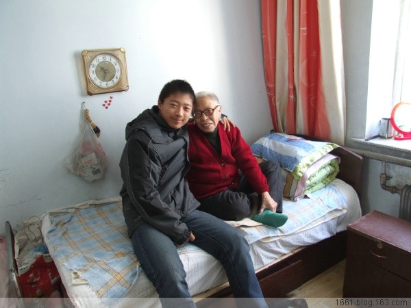 25、2008年1月1日元旦　陪第五医院康复中心的老人过元旦 - 爱心传递志愿者服务队 - 绥化市爱心传递志愿者服务队