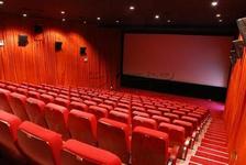 带自闭症儿童去看电影