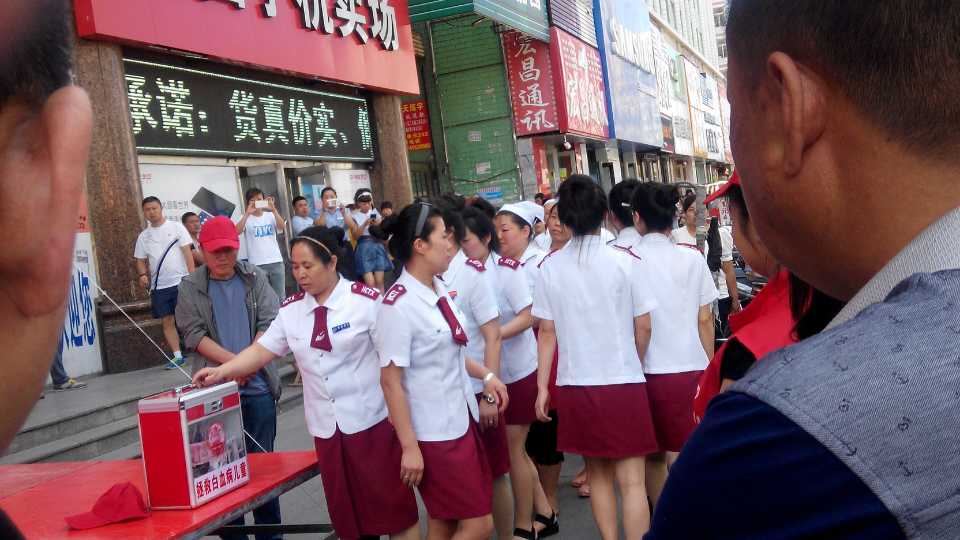 一座城，温暖一个人